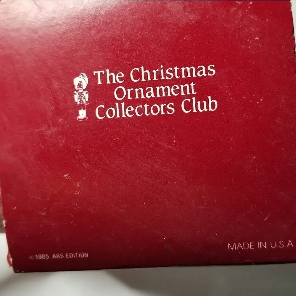 MJ Hummel vintage Christmas ornament bulb 1982 third edition a gift for Jesus
